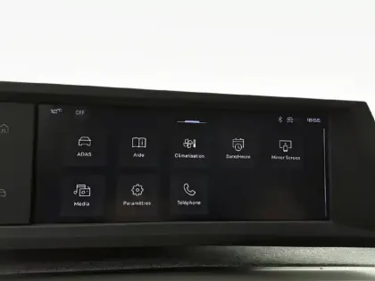 Photo 52 Peugeot 3008  Hybrid 145 e-DCS6