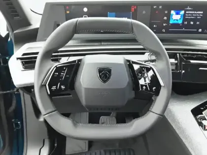Photo 37 Peugeot 3008  Hybrid 145 e-DCS6