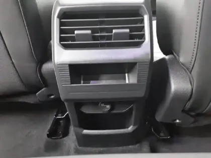 Photo 46 Peugeot 3008  Hybrid 145 e-DCS6