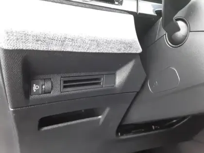 Photo 19 Peugeot 3008  Hybrid 145 e-DCS6