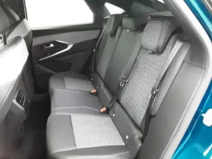 Photo 40 Peugeot 3008  Hybrid 145 e-DCS6