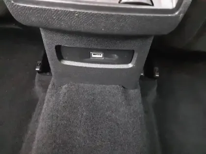 Photo 17 Citroën C4  Hybride 136 e-DCS6