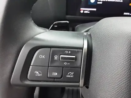 Photo 18 Citroën C4  Hybride 136 e-DCS6