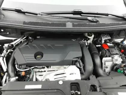 Photo 14 Peugeot 3008  Hybrid 225 e-EAT8