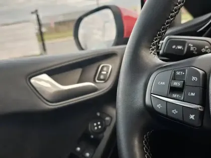 Photo 15 Ford Fiesta  1.0 ECOBOOST 125 S&S MHEV POWERSHIFT