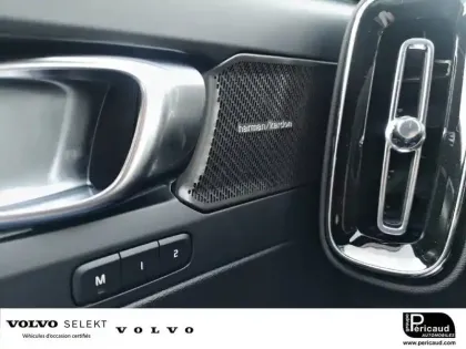 Photo 15 Volvo Xc40  B3 163 ch DCT7