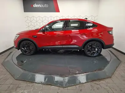 Photo 10 Renault Arkana  E-Tech full hybrid 145 GSR2