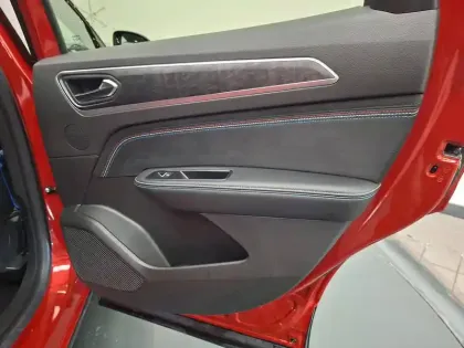 Photo 23 Renault Arkana  E-Tech full hybrid 145 GSR2