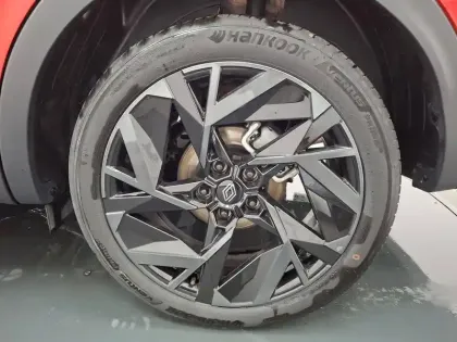 Photo 14 Renault Arkana  E-Tech full hybrid 145 GSR2