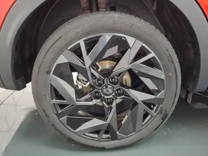 Photo 13 Renault Arkana  E-Tech full hybrid 145 GSR2