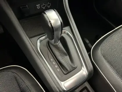 Photo 21 Renault Captur  Blue dCi 115 EDC