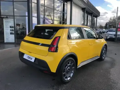 Photo 3 Renault 5 Renault  E-Tech Electrique 120 ch autonomie urbaine