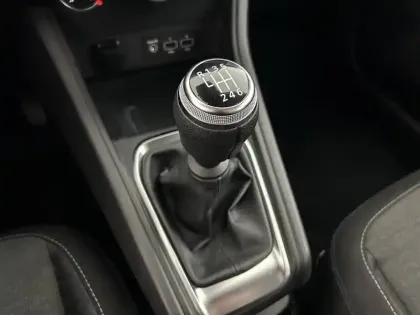 Photo 24 Renault Captur  TCe 90 - 21