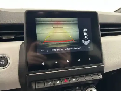 Photo 28 Renault Clio  E-Tech full hybrid 145