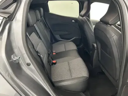 Photo 24 Renault Clio  E-Tech full hybrid 145