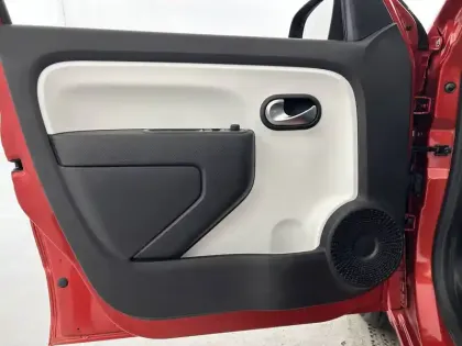 Photo 19 Renault Twingo  III SCe 65