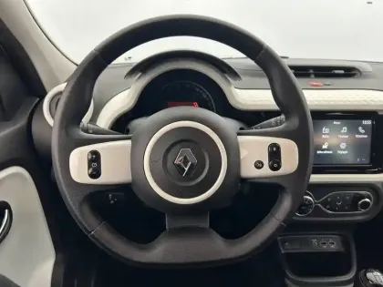 Photo 23 Renault Twingo  III SCe 65