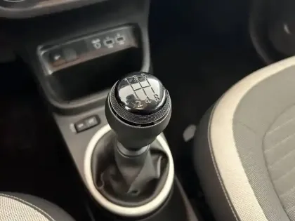 Photo 21 Renault Twingo  III SCe 65