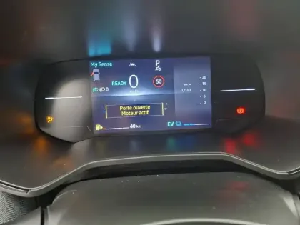 Photo 31 Renault Clio  E-Tech full hybrid 145 ch GSR2