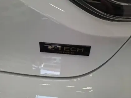 Photo 38 Renault Clio  E-Tech full hybrid 145 ch GSR2