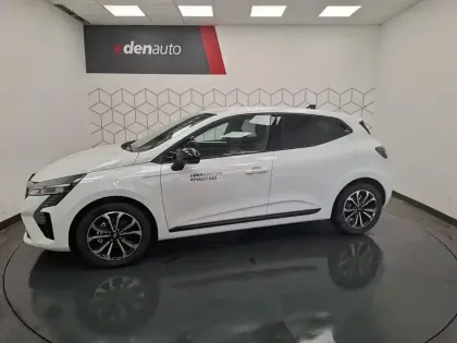 Photo 14 Renault Clio  E-Tech full hybrid 145 ch GSR2