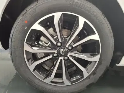 Photo 41 Renault Clio  E-Tech full hybrid 145 ch GSR2