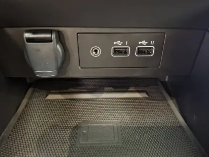 Photo 32 Renault Clio  E-Tech full hybrid 145 ch GSR2