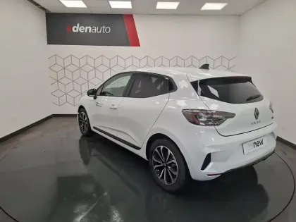 Photo 9 Renault Clio  E-Tech full hybrid 145 ch GSR2