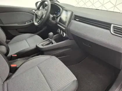 Photo 47 Renault Clio  E-Tech full hybrid 145 ch GSR2