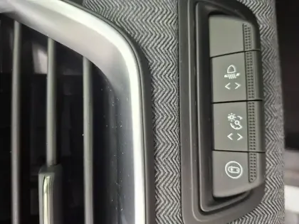 Photo 28 Renault Clio  E-Tech full hybrid 145 ch GSR2