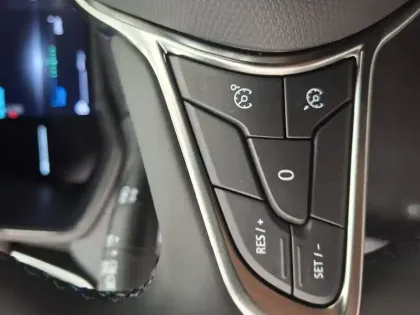 Photo 29 Renault Clio  E-Tech full hybrid 145 ch GSR2