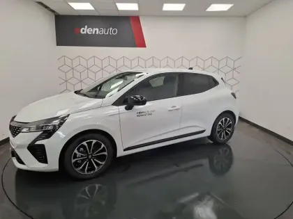 Photo 15 Renault Clio  E-Tech full hybrid 145 ch GSR2