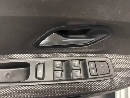 Photo 41 Dacia Sandero  SCe 65