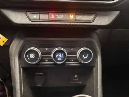 Photo 21 Dacia Sandero  SCe 65