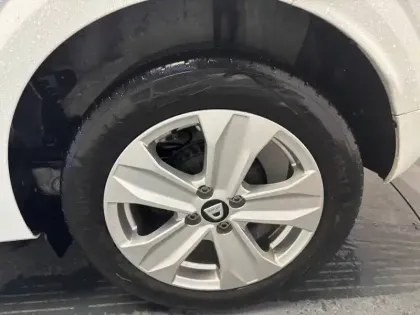 Photo 31 Dacia Sandero  SCe 65