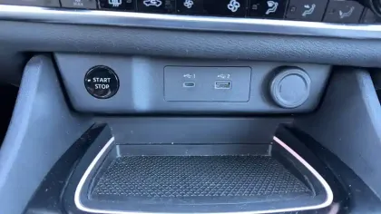 Photo 27 Nissan X-trail  e-POWER 213 ch e-4ORCE 7 Places