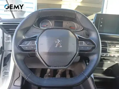 Photo 12 Peugeot 208  PureTech 75 S&S BVM5