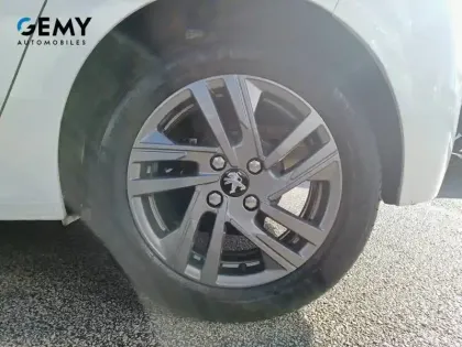 Photo 10 Peugeot 208  PureTech 75 S&S BVM5