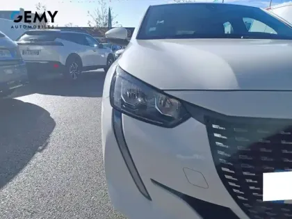 Photo 14 Peugeot 208  PureTech 75 S&S BVM5