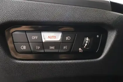 Photo 34 BMW Serie 4 Gran Coupe 420d xDrive 190 ch BVA8