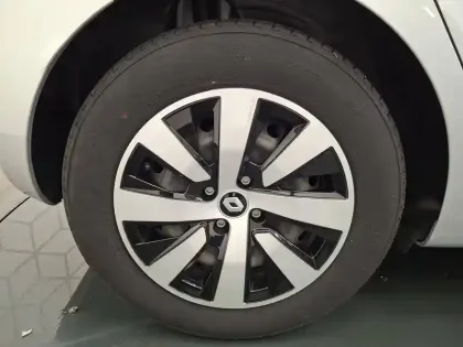 Photo 13 Renault Clio  TCe 90