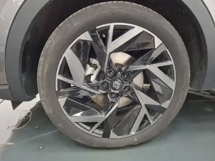 Photo 12 Renault Arkana  E-Tech full hybrid 145 GSR2