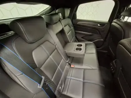 Photo 19 Renault Arkana  E-Tech full hybrid 145 GSR2