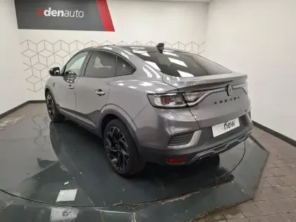 Photo 8 Renault Arkana  E-Tech full hybrid 145 GSR2