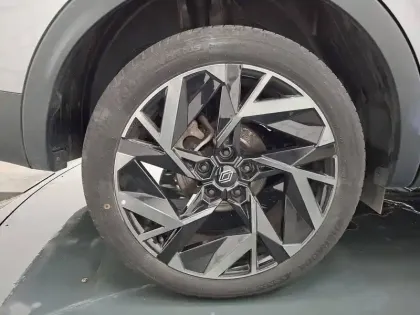 Photo 14 Renault Arkana  E-Tech full hybrid 145 GSR2