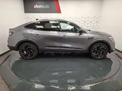 Photo 4 Renault Arkana  E-Tech full hybrid 145 GSR2