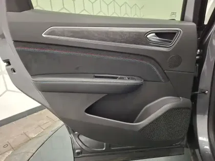 Photo 23 Renault Arkana  E-Tech full hybrid 145 GSR2