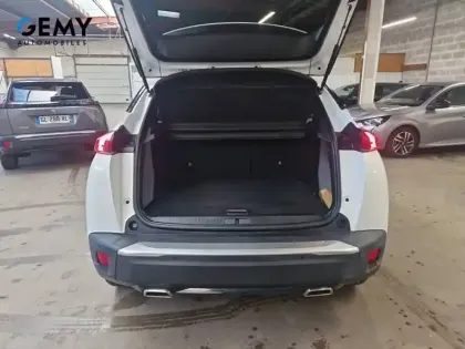 Photo 5 Peugeot 2008  PureTech 130 S&S BVM6