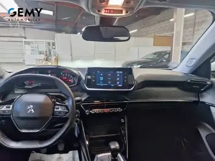 Photo 7 Peugeot 2008  PureTech 130 S&S BVM6