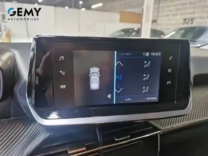 Photo 12 Peugeot 2008  PureTech 130 S&S BVM6